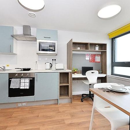 Hfs The Mill House Edinburgh Эдинбург Экстерьер фото