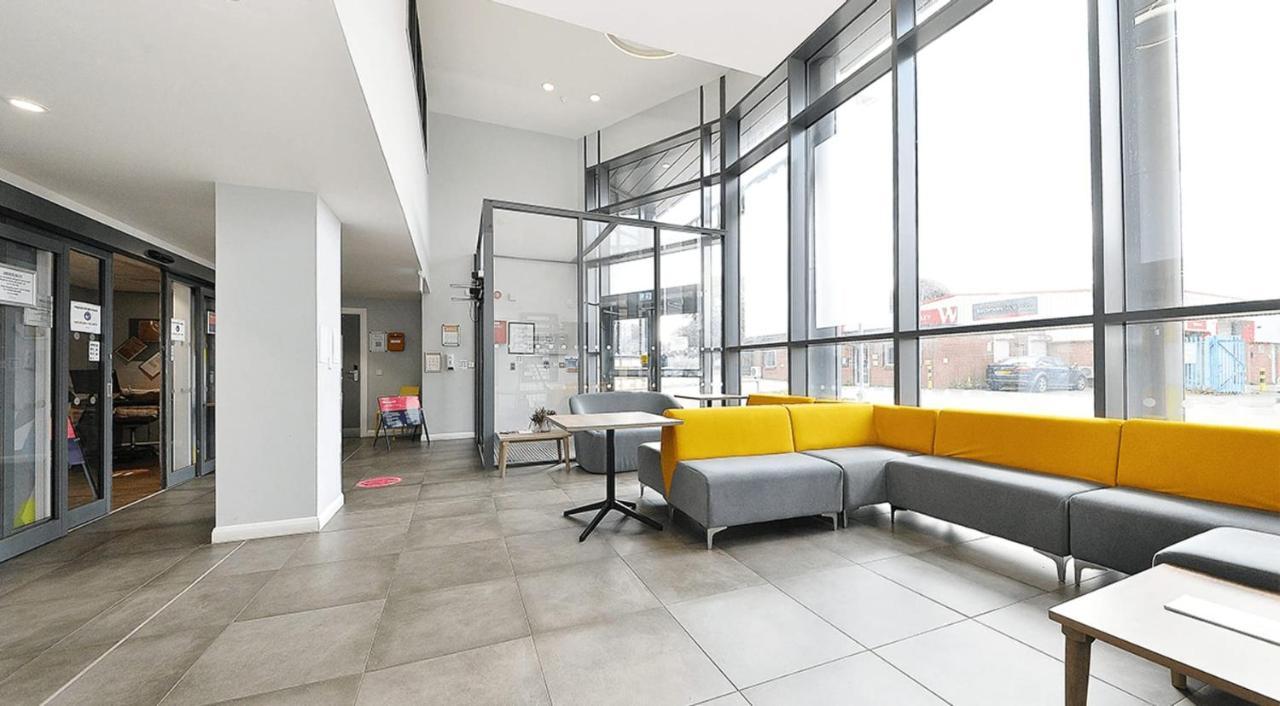 Апартаменты Hfs The Mill House Эдинбург Экстерьер фото