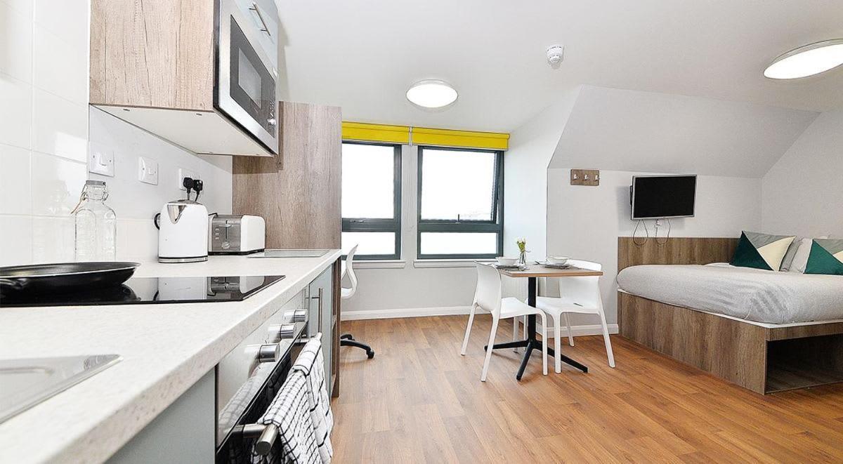 Апартаменты Hfs The Mill House Эдинбург Экстерьер фото